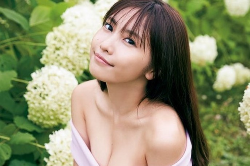 Hot Japanese Women: Get To Know Top 25 Hottest And Sexiest Japanese Women