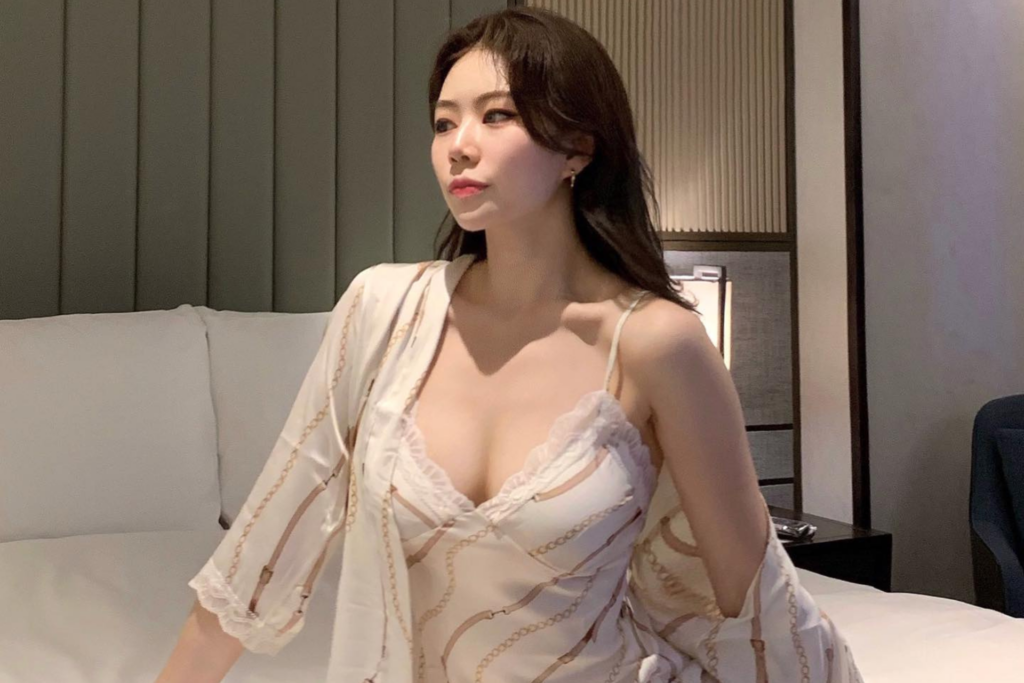Hot Korean Women: Discover Top 15 Hottest Korean Girls