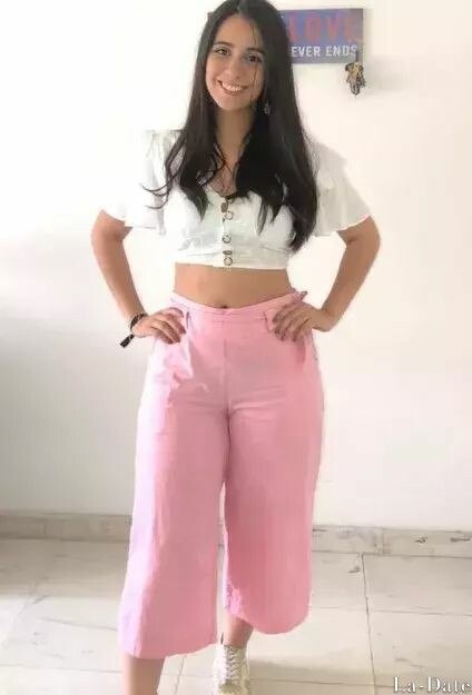 Estefany Profile image 6