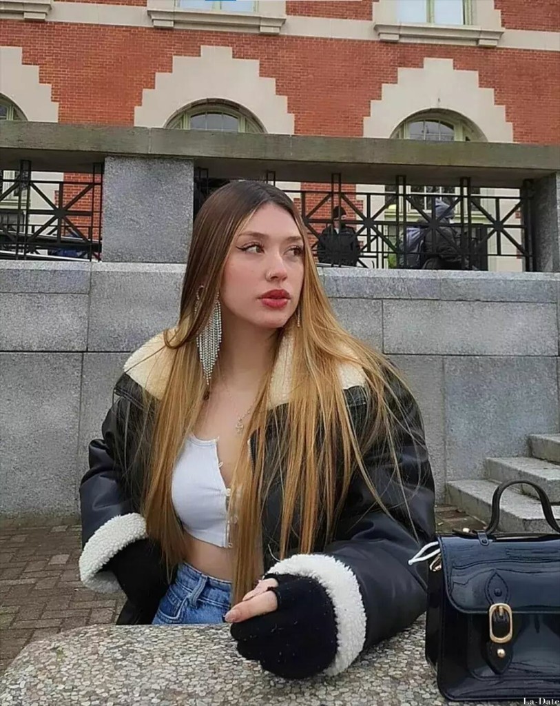 Monica Profile image 2