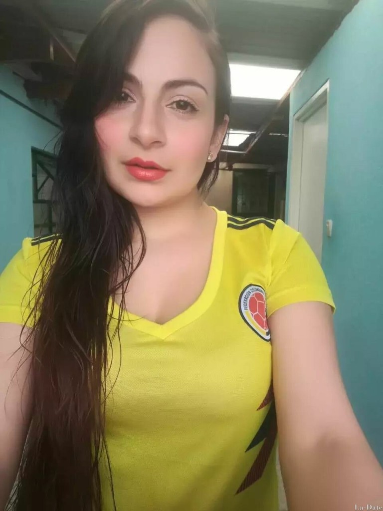 Yesica Profile image 4