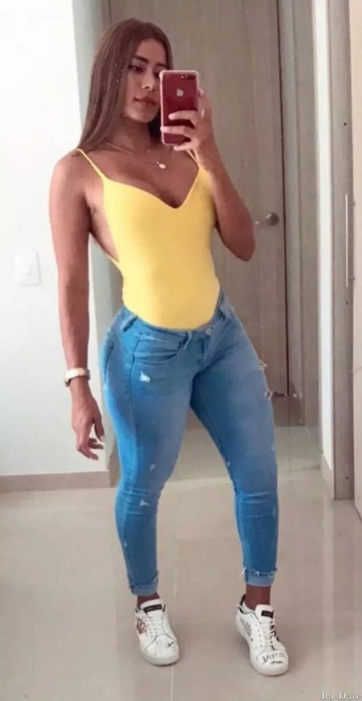 Rocio Profile image 1