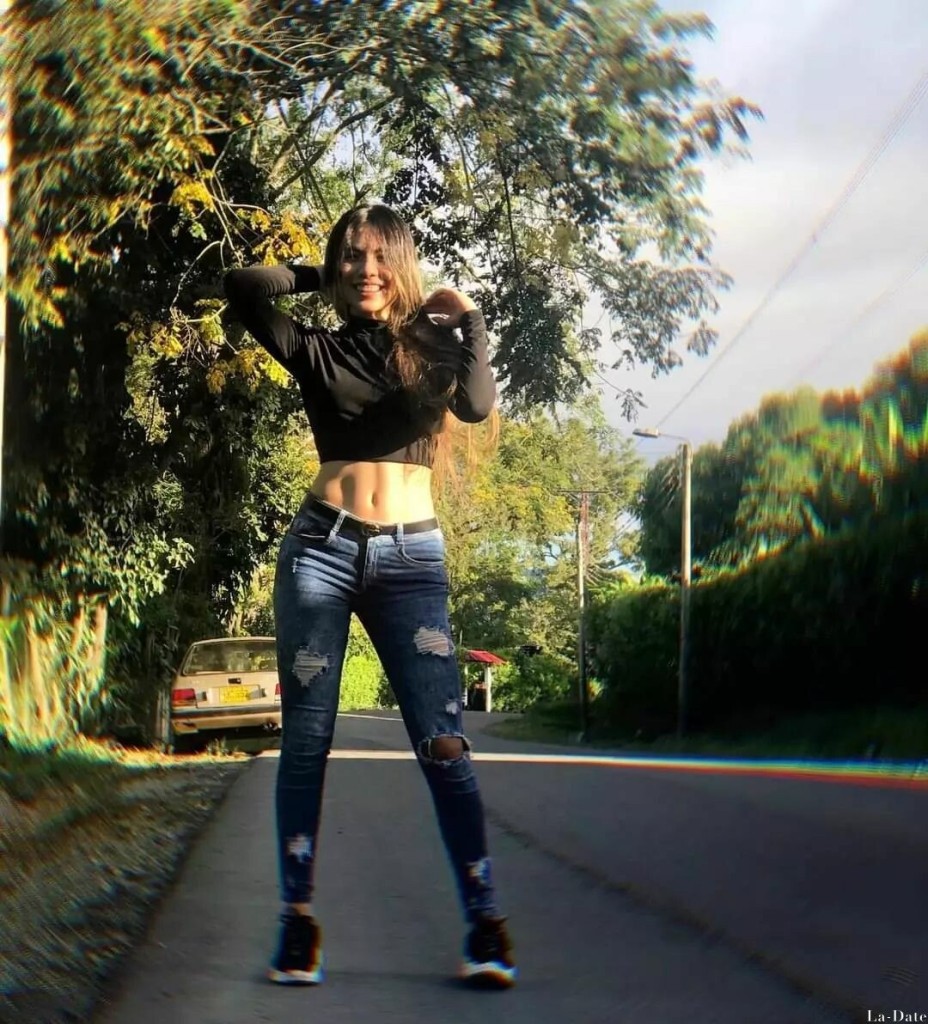 Daniela Profile image 1