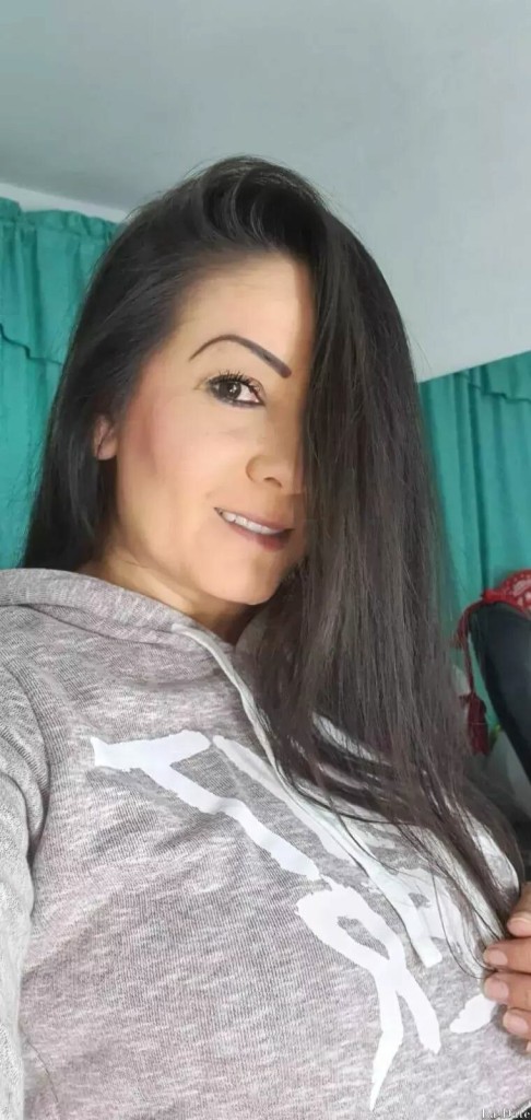 Adriana Profile image 2