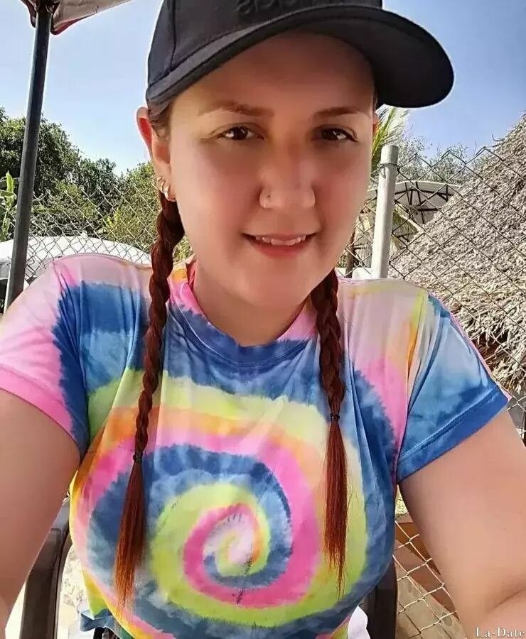 Kelly Profile image 4