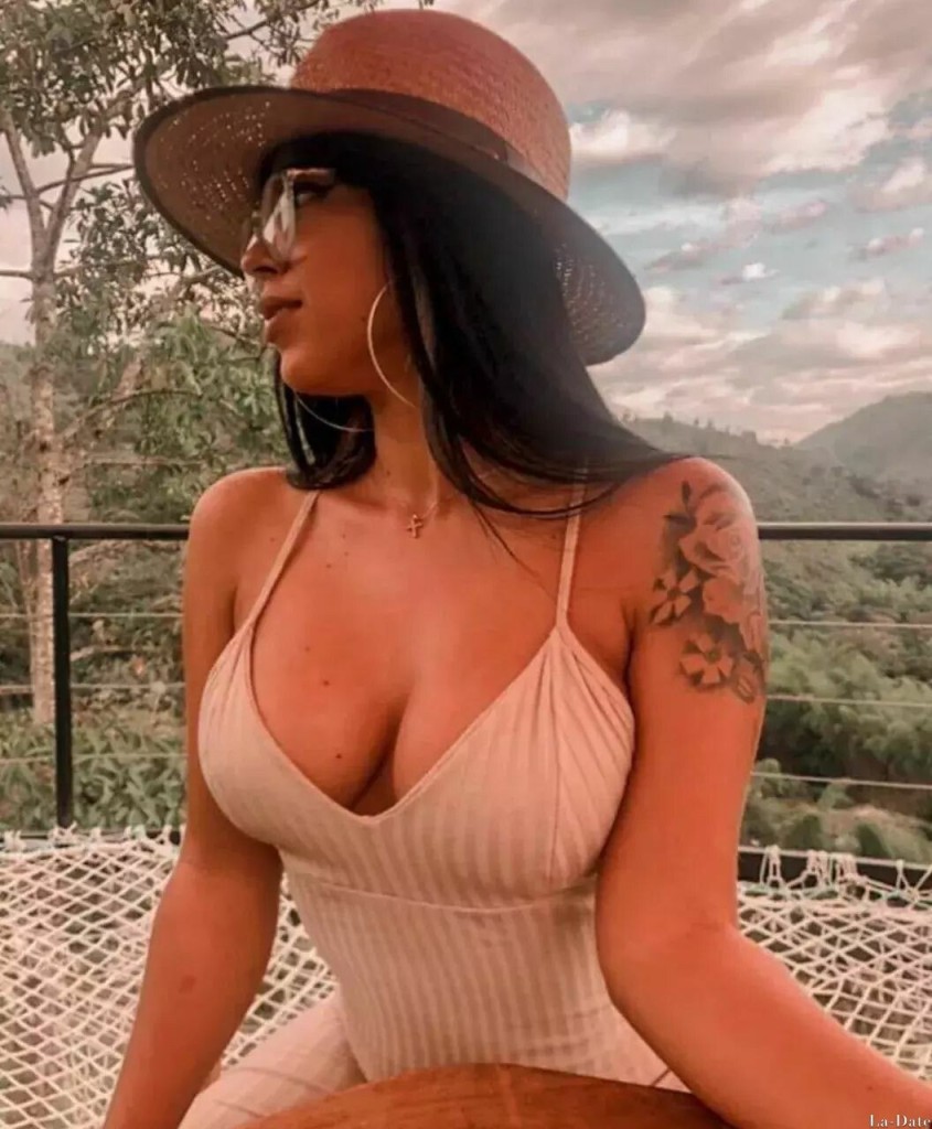 Kelly Profile image 5