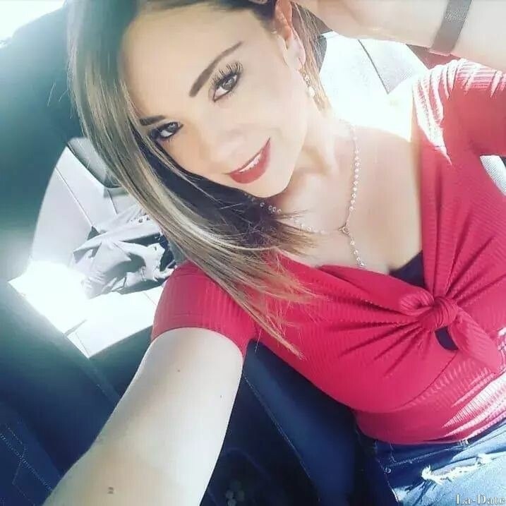 Carmen Profile image 6