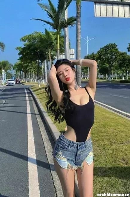 Qiuli Profile image 6