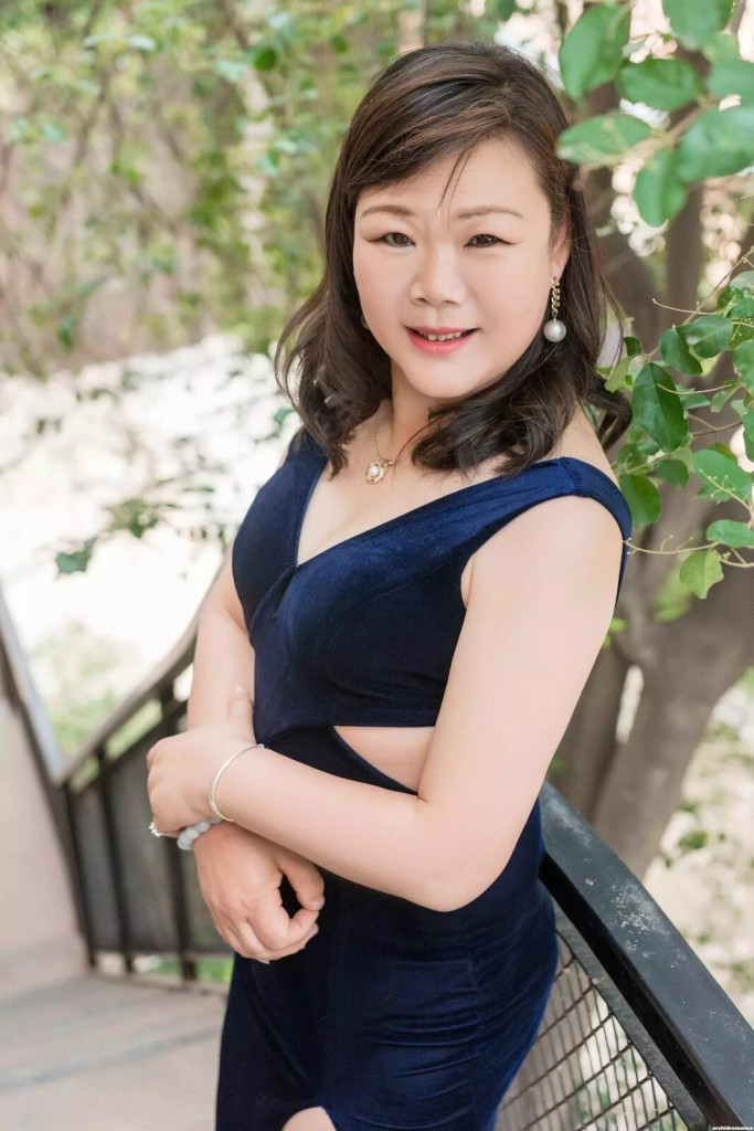 QingQing Profile image 4